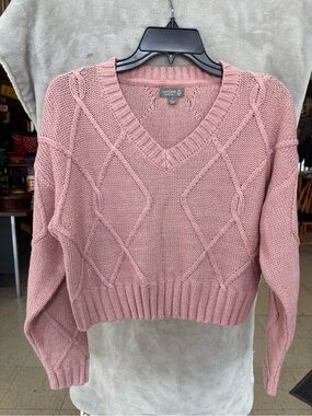 Cake Mauve Pink V-Neck Cable Knit Sweater - Women's
